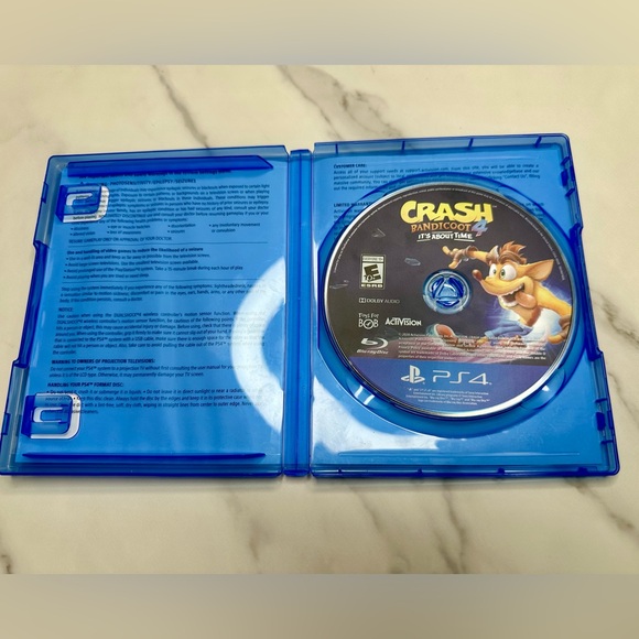 Crash Bandicoot 4: It's About Time - PlayStation 4 Game by - Picture 3 of 4